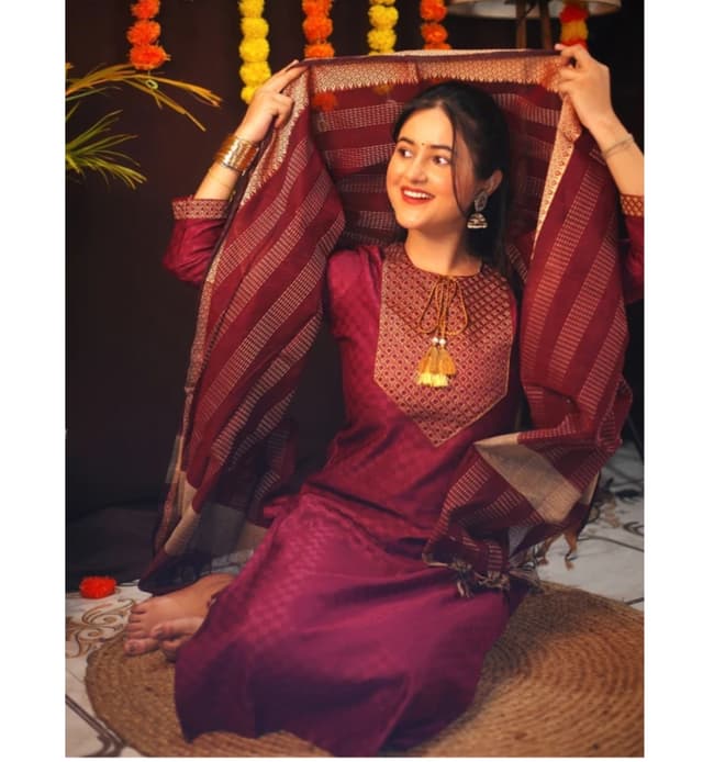 Awafu Readymade Women Wool Cotton Kurti Pant Dupatta Set , Kurta Salwar