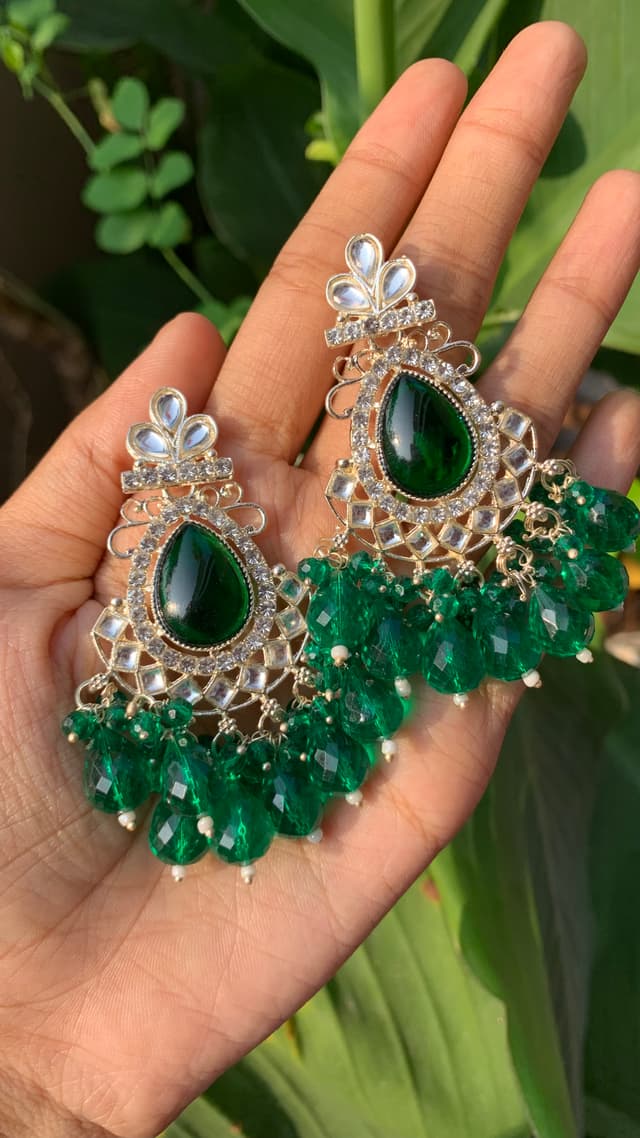 Kundan jhumki
