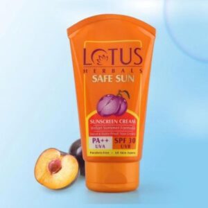 Lotus Herbal Sunscreen Cream SPF 30 PA++